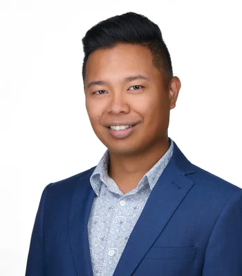Portrait of Miguel Martin, REALTOR®, Associate.